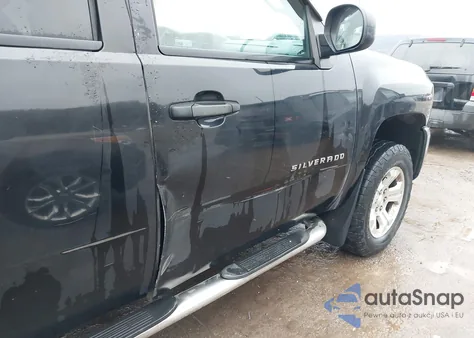 2010 Chevrolet Silverado 1500 Lt z USA, uszkodzony, nr VIN 1GCSKSE33AZ248564